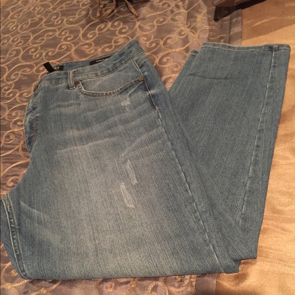Jones New York Distressed Jeans